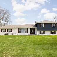 Hometown Hideaway - 4BR 2 5BA Pool Game Room