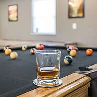 Hometown Hideaway - 4BR 2 5BA Pool Game Room