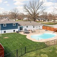 Hometown Hideaway - 4BR 2 5BA Pool Game Room