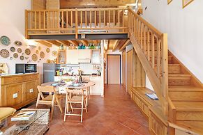 Grotten Loft with lake view and pool