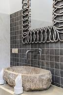 Komodo Suites Downtown