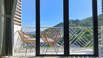 Komodo Suites Downtown