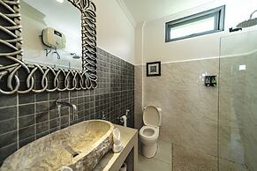 Komodo Suites Downtown