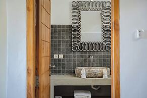 Komodo Suites Downtown