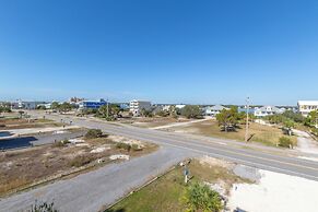 It’s Fox O'Clock Somewhere with Private Pool