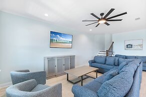 It’s Fox O'Clock Somewhere with Private Pool