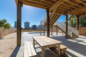 It’s Fox O'Clock Somewhere with Private Pool