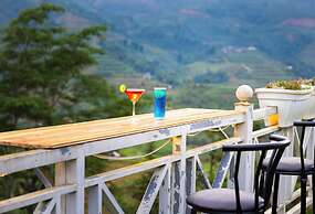 JK Sapa Homestay & Swimming Pool