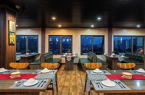 JK Sapa Homestay & Swimming Pool