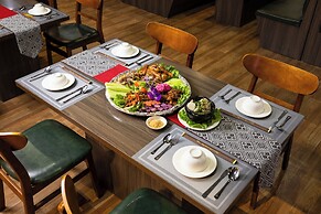 JK Sapa Homestay & Swimming Pool