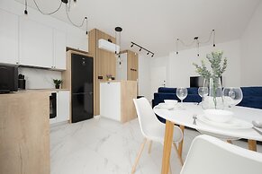 Herbu Oksza Apartment Warsaw by Renters