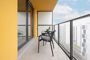 Herbu Oksza Apartment Warsaw by Renters