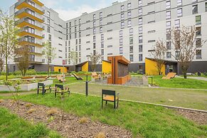 Herbu Oksza Apartment Warsaw by Renters