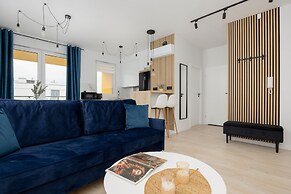 Herbu Oksza Apartment Warsaw by Renters