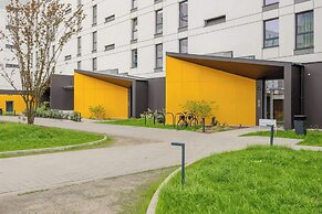 Herbu Oksza Apartment Warsaw by Renters