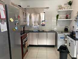 Remarkable 2-bed Apartment in Harare