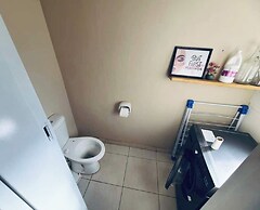 Remarkable 2-bed Apartment in Harare