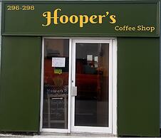 Hoopers Sandy Beach Guest Rooms