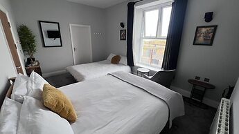 Hoopers Sandy Beach Guest Rooms