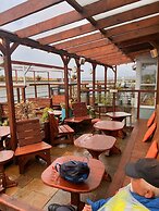 Hoopers Sandy Beach Guest Rooms