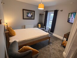 Hoopers Sandy Beach Guest Rooms