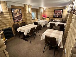 Hoopers Sandy Beach Guest Rooms