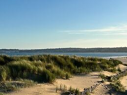Hoopers Sandy Beach Guest Rooms