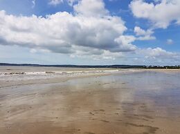 Hoopers Sandy Beach Guest Rooms