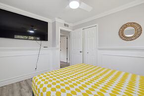 Private Villa With Pool And Sauna 5 Bedroom Home by RedAwning