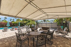 Private Villa With Pool And Sauna 5 Bedroom Home by RedAwning