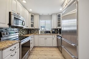 Private Villa With Pool And Sauna 5 Bedroom Home by RedAwning