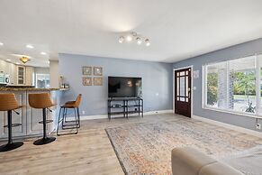 Private Villa With Pool And Sauna 5 Bedroom Home by RedAwning