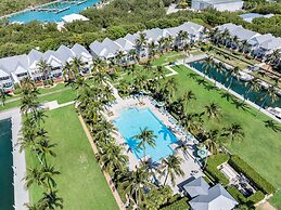 New Listing! Waterfront Villa W/ Boat Slip 3 Bedroom Townhouse by RedA