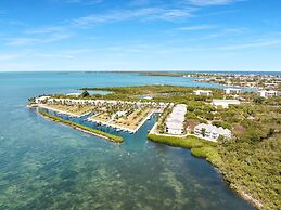 New Listing! Waterfront Villa W/ Boat Slip 3 Bedroom Townhouse by RedA