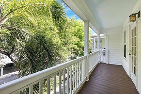 New Listing! Waterfront Villa W/ Boat Slip 3 Bedroom Townhouse by RedA