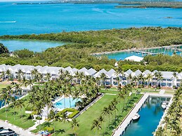 New Listing! Waterfront Villa W/ Boat Slip 3 Bedroom Townhouse by RedA