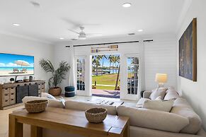 New Listing! Waterfront Villa W/ Boat Slip 3 Bedroom Townhouse by RedA