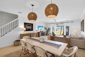 New Listing! Waterfront Villa W/ Boat Slip 3 Bedroom Townhouse by RedA