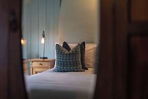 Lovely 2-bed Cottage in St Brides, Pembrokeshire