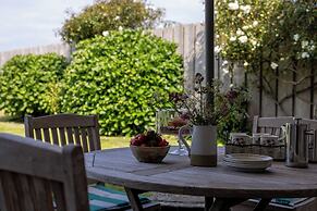 Lovely 2-bed Cottage in St Brides, Pembrokeshire