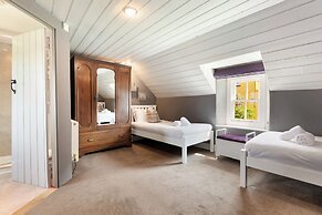 Lovely 2-bed Cottage in St Brides, Pembrokeshire