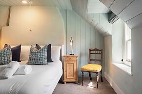 Lovely 2-bed Cottage in St Brides, Pembrokeshire