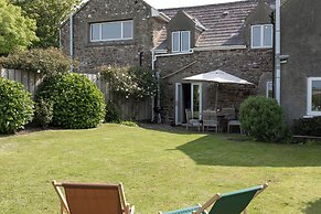 Lovely 2-bed Cottage in St Brides, Pembrokeshire