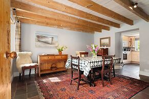 Lovely 2-bed Cottage in St Brides, Pembrokeshire