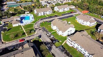 Charming Condo With Luxe Amenities Less Than 10 Minutes From the Beach