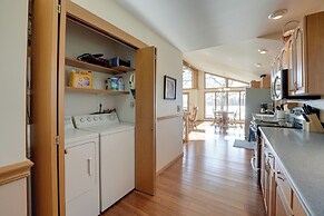 Lakeside Michigan Retreat w/ Boat Dock & Fireplace