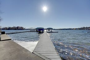 Lakeside Michigan Retreat w/ Boat Dock & Fireplace