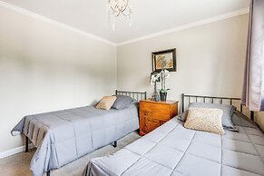 Redmond Home w/ Deck & Patio: 17 Mi to Seattle