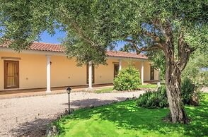 B & B with swimming-pool in Badesi