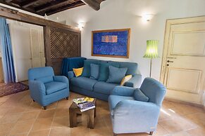 Trevi Fountain Apartment